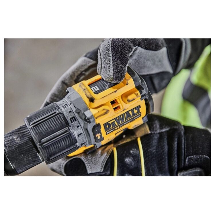 Аккумуляторная дрель-шуруповерт Dewalt DCD805P2T-QW