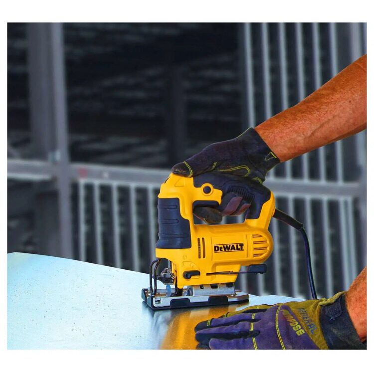 Лобзик DeWALT DWE349-QS