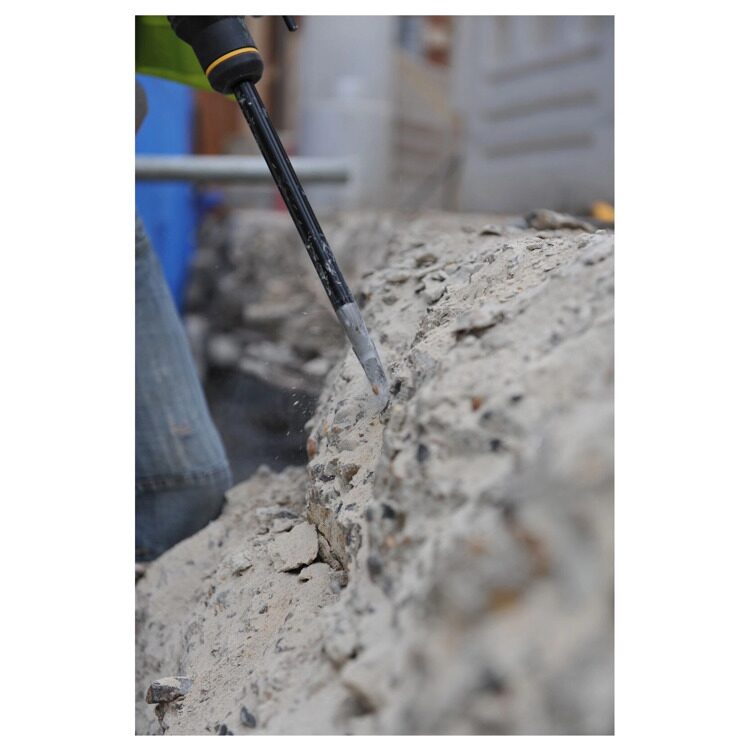 Зубило пикообразное DeWALT "XLR" SDS-max 400мм DT6889-QZ