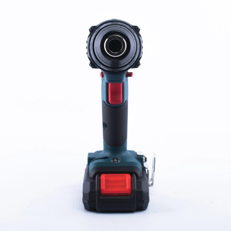 Аккумуляторная дрель-шуруповерт ALTECO CD 1813 Li X2
