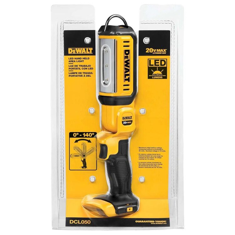 Фонарь аккумуляторный светодиодный DeWALT DCL050-XJ